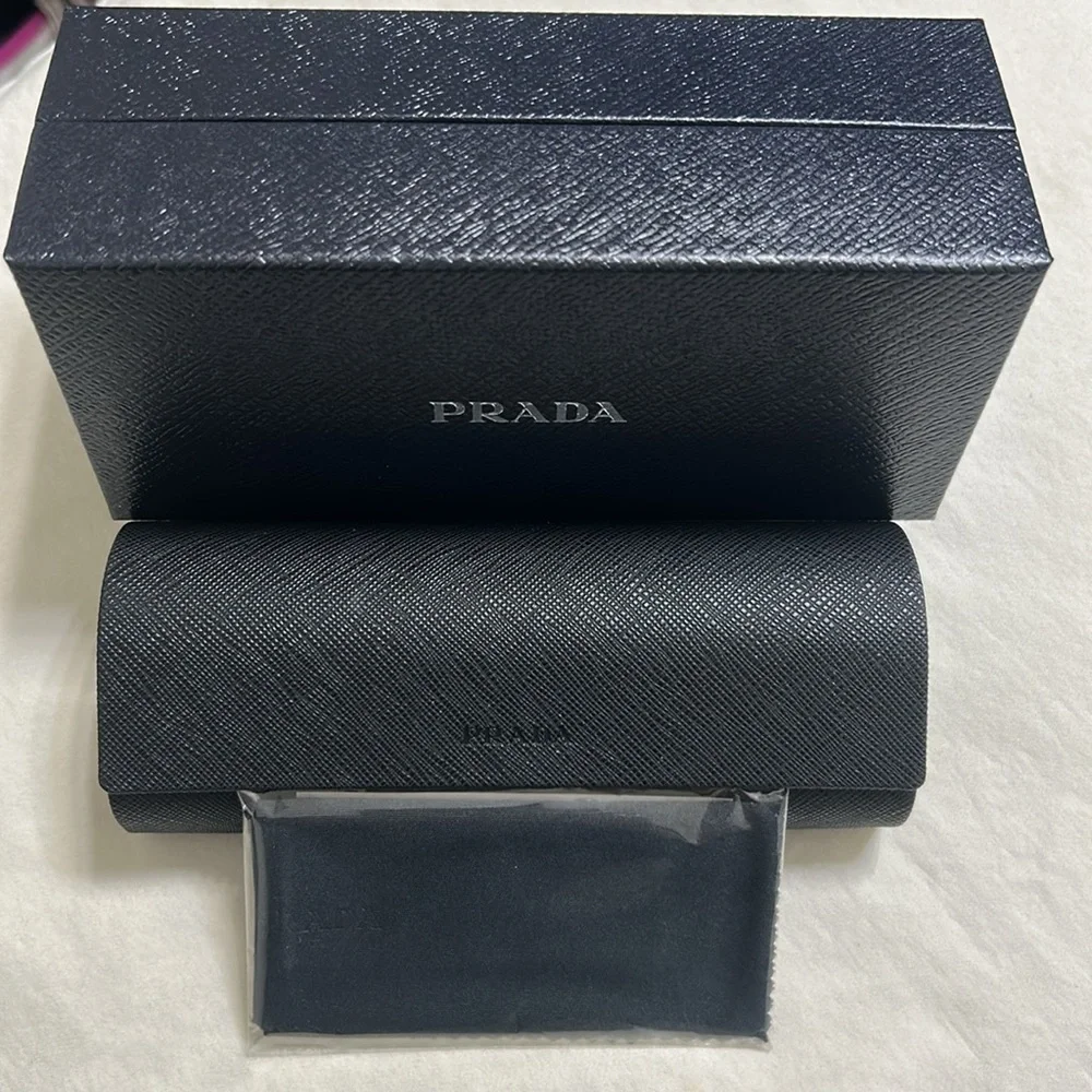 NEW PRADA BLACK EYEWEAR CASE - Picture 2 of 4